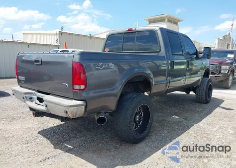 2005 Ford F-250 Lariat/Xl/Xlt z USA, uszkodzony, nr VIN 1FTSW21P75EC31793